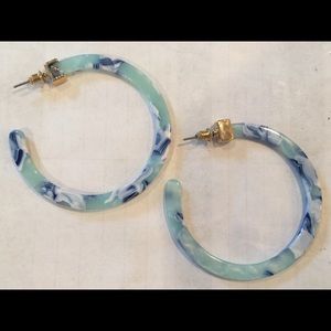 Francesca’s Collections Eva Marbled Resin Hoops light blue 2"L NWT